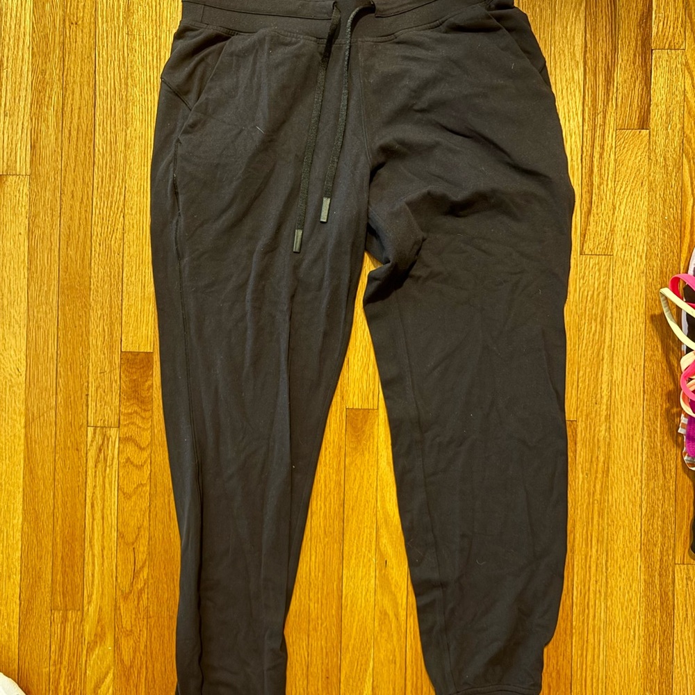 Women’s LuluLemon Black Jogger Pants